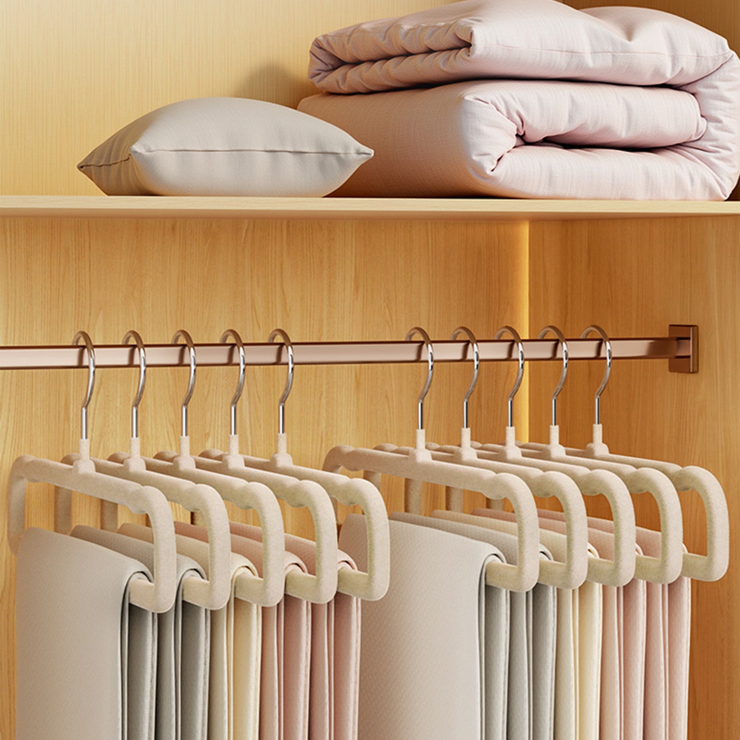 Utopia Home Velvet Hangers 30 Pack - Non-Slip Suit Hangers with 360 Degree Rotatable Hook - for Pants, Coats, Shirts & More