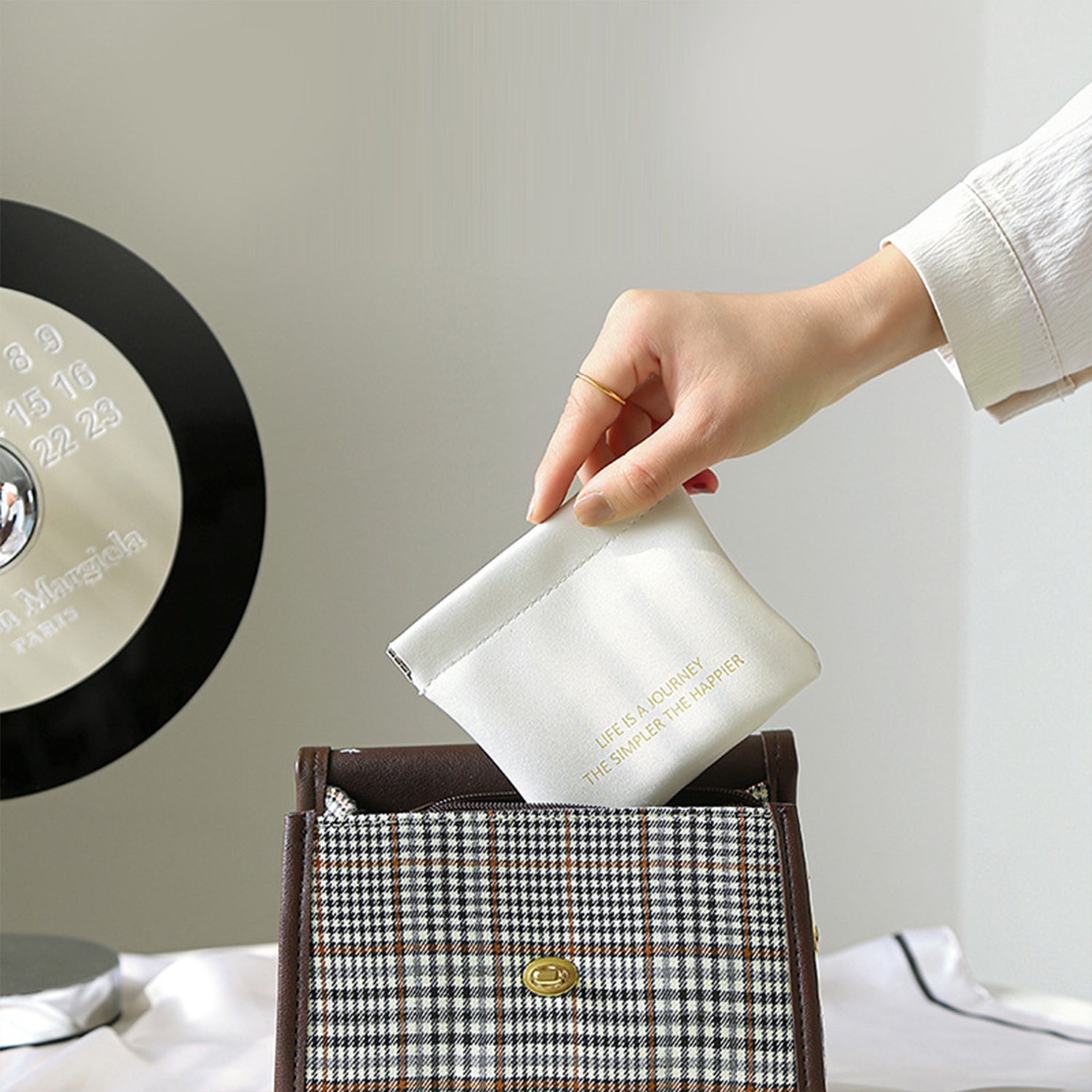 Small Makeup Bag for Purse, Mini Portable Cosmetic Bags for Women, Coin Purse Lipstick Cosmetic Accessories Organizer